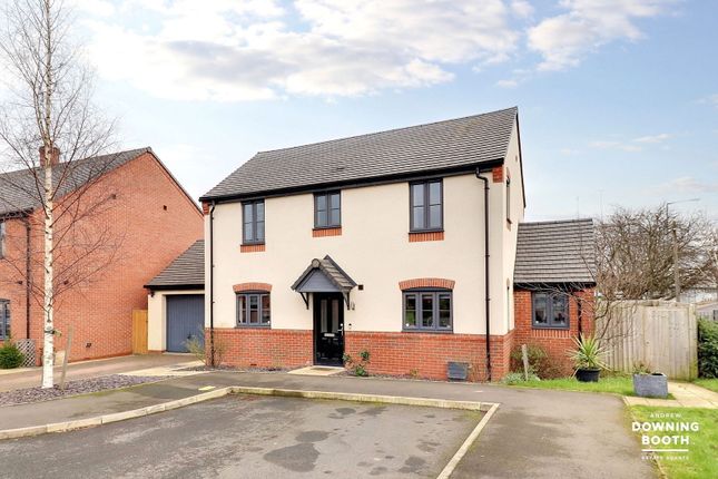 Kilby Avenue, Lichfield WS13 3 bed detached house for sale