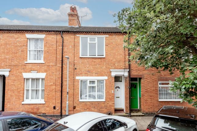 St. Giles Street, Milton Keynes MK13 3 bed terraced house for sale