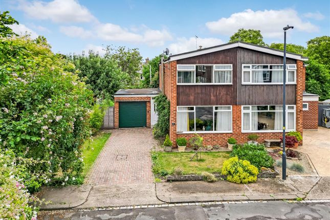 Cedar Grove, Barton, Richmond 2 bed semi
