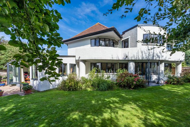 Sea Avenue, Rustington BN16 4 bed detached house for sale