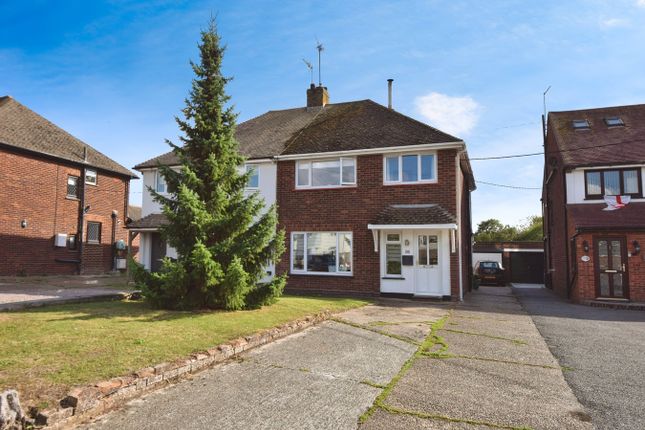 Pantile Hill, Southminster CM0 3 bed semi