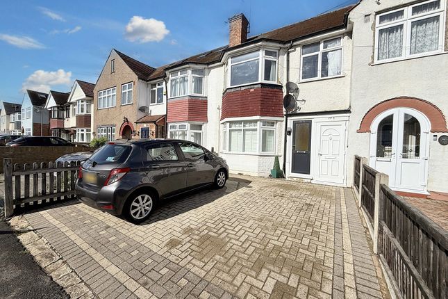 Granville Road, Uxbridge, UB10 1 bed apartment for sale