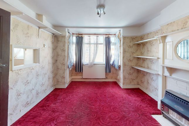 Broadview Road, London, SW16 2 bed flat for sale