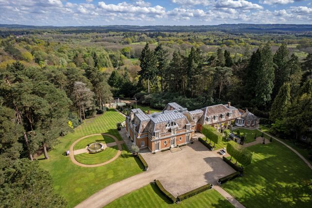 Tilford, Farnham, Surrey, GU10 6 bed detached house for sale
