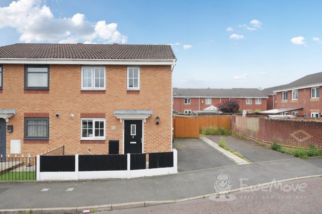 3 bedroom semi-detached house for sale