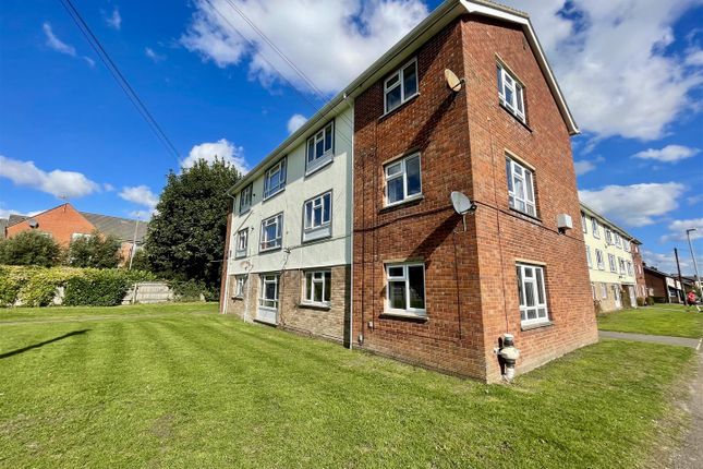 Moonrakers, Devizes, SN10 1 bed flat for sale