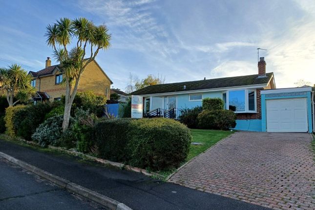 Sylvan Avenue, East Cowes 2 bed detached bungalow for sale