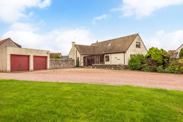 5 bed detached house