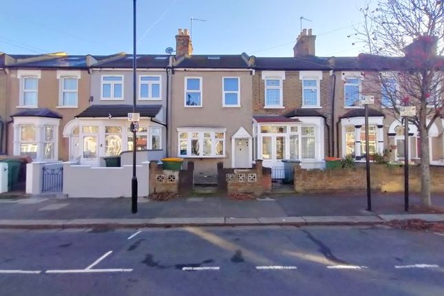 Kingsland Road, Plaistow, E13 3 bed terraced house for sale