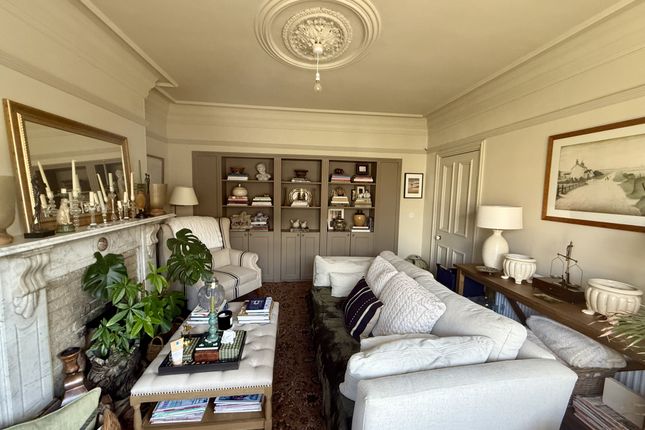 4 bed terraced house