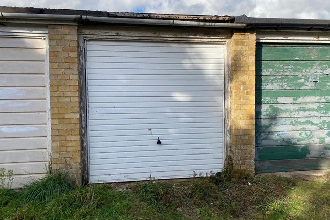 Garage, Osmonde Close, Broadwater... Garage for sale