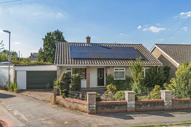 Mill Road, Hartford, Huntingdon. 3 bed detached bungalow for sale