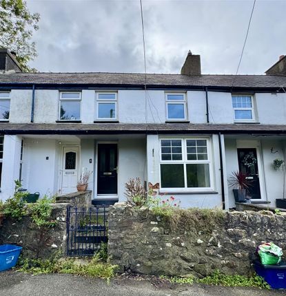 Bryn Ffynnon, Llanaelhaearn, Caernarfon 2 bed terraced house for sale