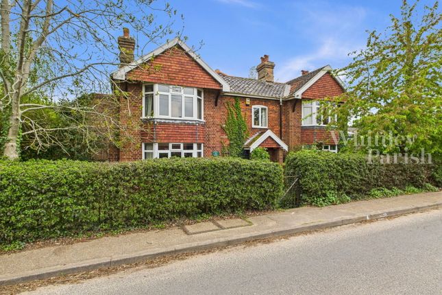 High Road, Wortwell 4 bed detached house for sale