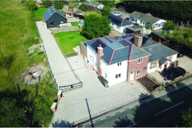 6 bedroom detached house for sale