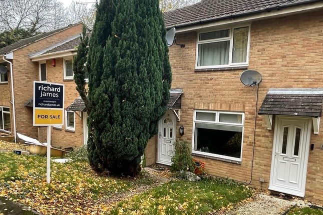 Knowlands, Highworth, Swindon, SN6 2 bed terraced house for sale