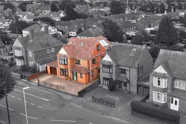 King Edwards Avenue, Gloucester 5 bed detached house for sale