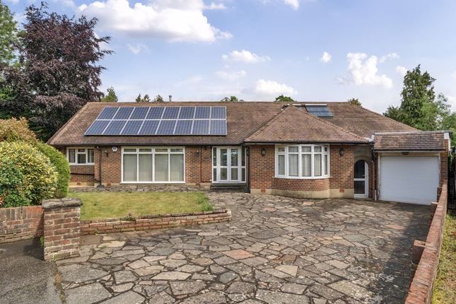 Chertsey Close, Kenley 4 bed detached bungalow for sale