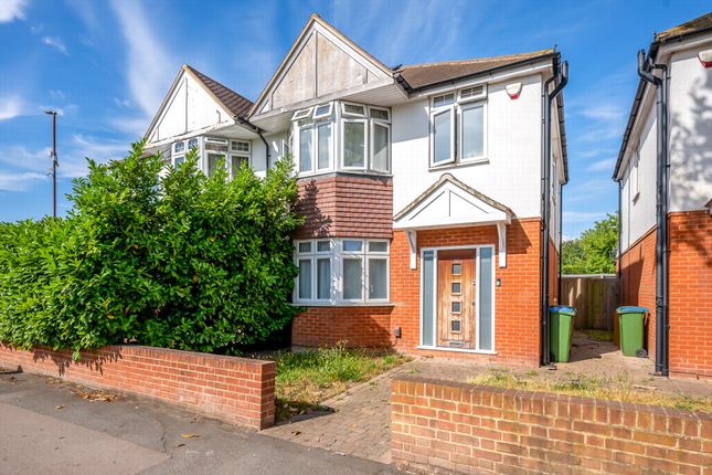 Kidbrooke Park Road, Kidbrooke, SE3 3 bed house for sale