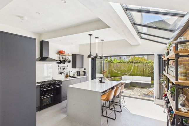 Payne Avenue, Hove, BN3 5HD 3 bed terraced house for sale