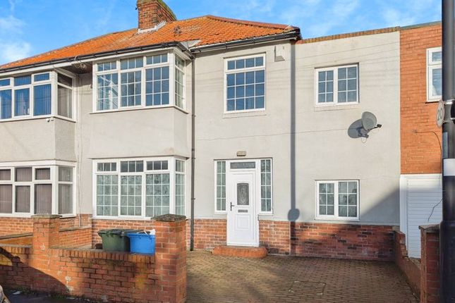 6 bedroom semi-detached house for sale