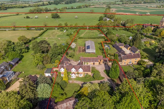 Radway, Warwick, Warwickshire 5 bed equestrian property for sale