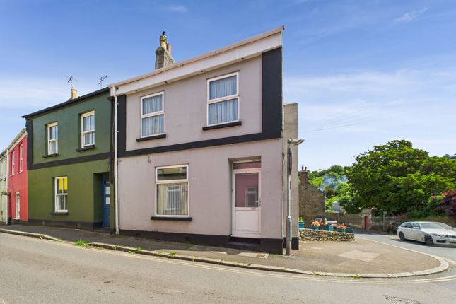 Millbrook, Torpoint PL10 5 bed terraced house for sale