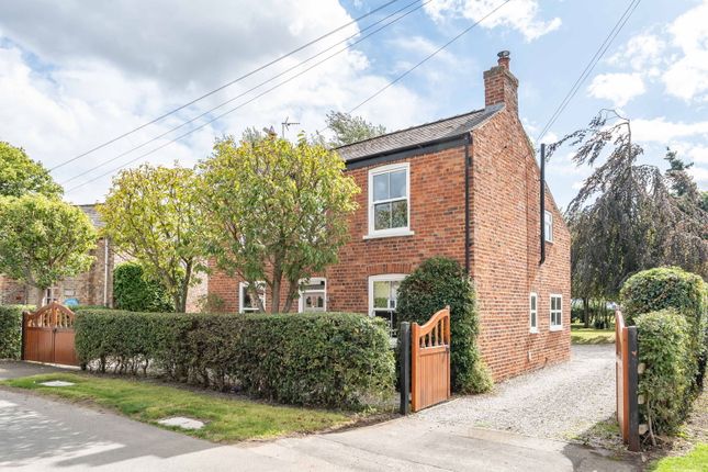 Main Street, York YO42 5 bed detached house for sale