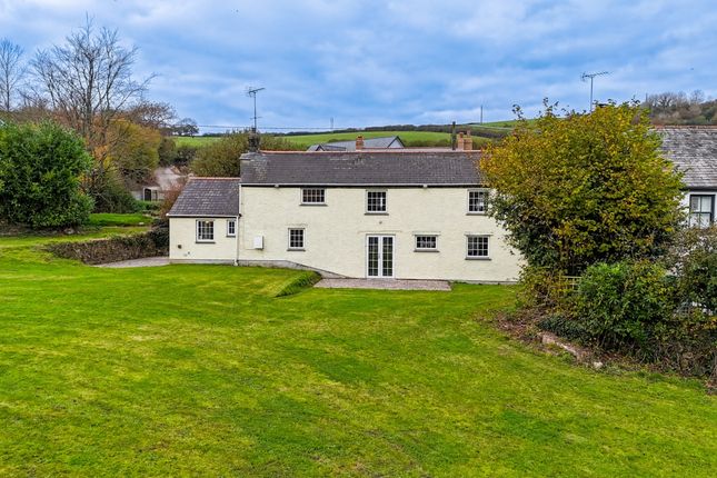 2 Lamorick Cottage Lamorrick... 3 bed cottage for sale