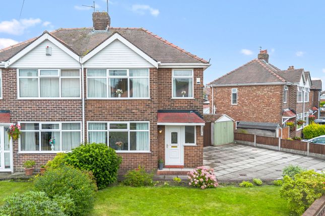 Lyndale Avenue, Warrington, WA2 3 bed property for sale