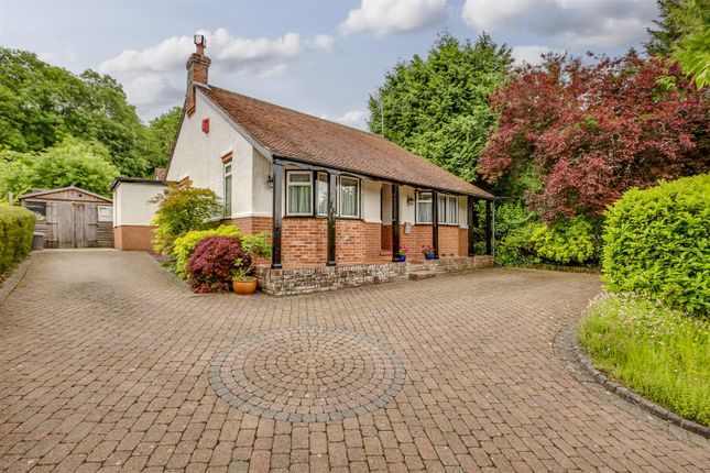 New Road, Sands, High Wycombe HP12 3 bed detached bungalow for sale