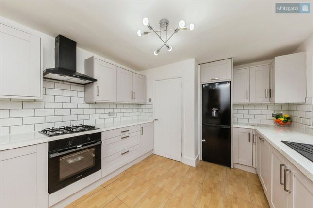 Clough Walk, Crewe, Cheshire, CW2 2 bed apartment for sale