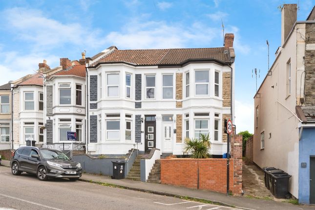 4 bedroom end of terrace house for sale