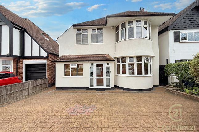 Minterne Avenue, SOUTHALL UB2 5 bed detached house for sale