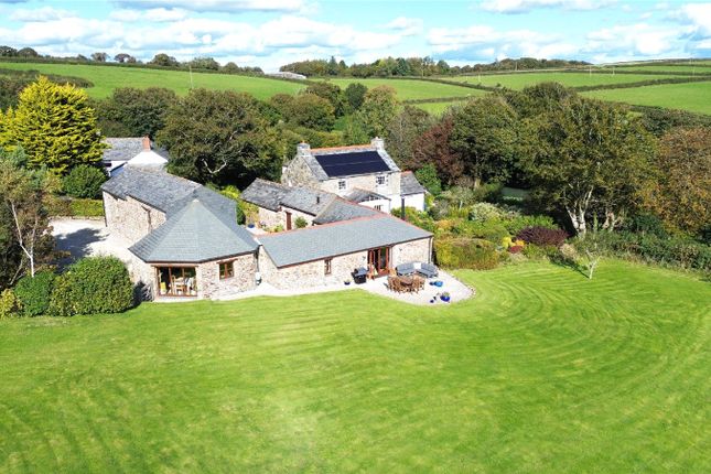 Pipers Pool, Cornwall PL15 5 bed detached house for sale