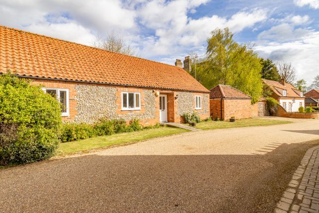 Abbey Road, Great Massingham, King's... 2 bed bungalow for sale
