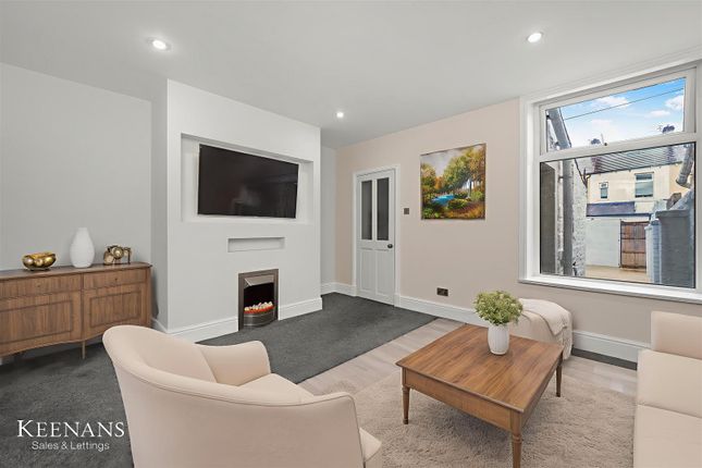 2 bed terraced house