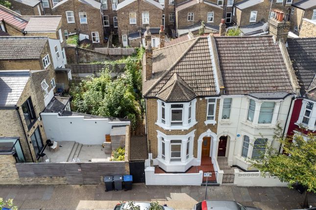2 bed flat