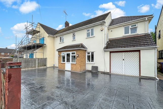 Orchard Road, South Ockendon RM15 4 bed semi
