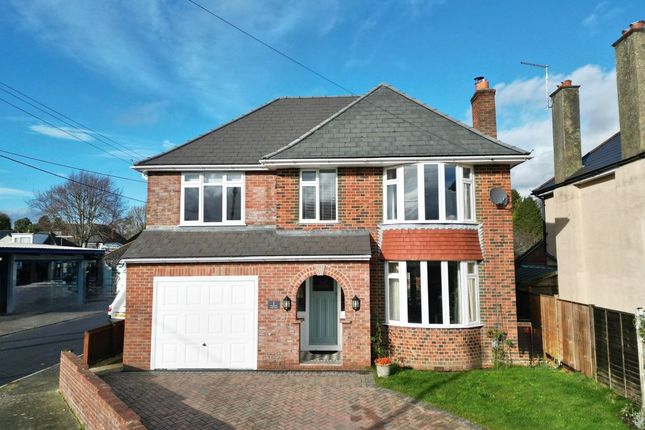 5 bed detached house