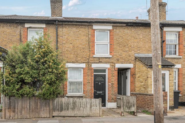Fearnley Street, Watford, WD18 2 bed terraced house for sale