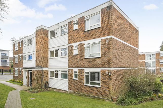 Copers Cope Road, Beckenham, Kent, BR3 2 bed flat for sale