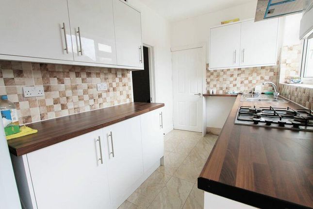 3 bed end terrace house