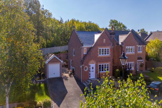 Chestnut Drive, Abergavenny, NP7 3 bed detached house for sale