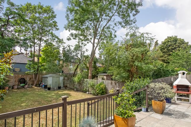 Christchurch Road, Brixton, SW2 2 bed ground floor flat for sale