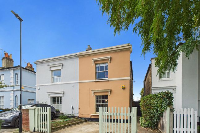 Fairfield Grove, Charlton, SE7 3 bed semi