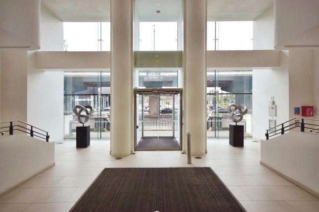 Great West Road, Brentford Studio for sale