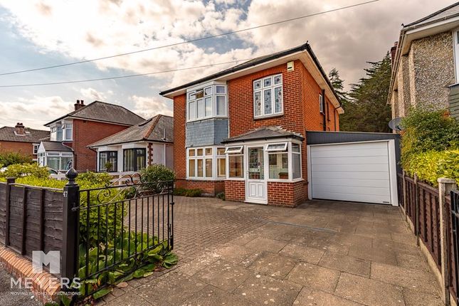 Redhill Drive, Bournemouth 3 bed detached house for sale