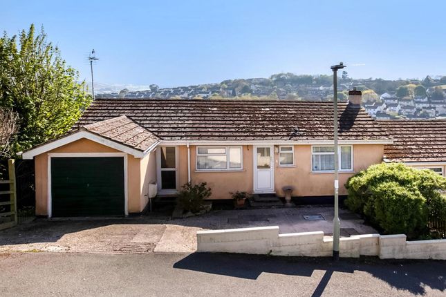 Lake Avenue, Teignmouth, TQ14 3 bed semi