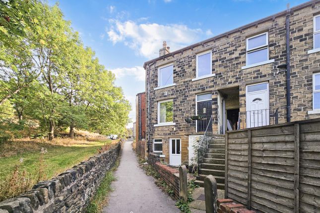 Church Street, Crosland Moor HD4 2 bed end of terrace house for sale